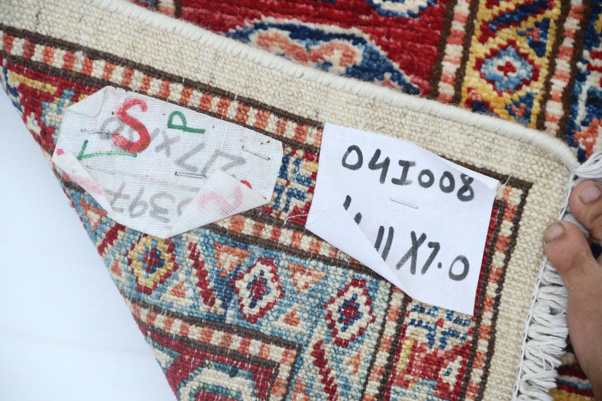Detail 13 of beige floral Super Kazak cotton-and-wool rug, 5 x 7 ft