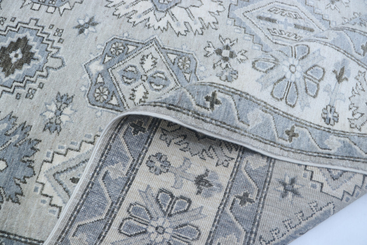 Detail view 9 of gray Chobi 35/40 handwoven wool rug, 6 x 9 ft