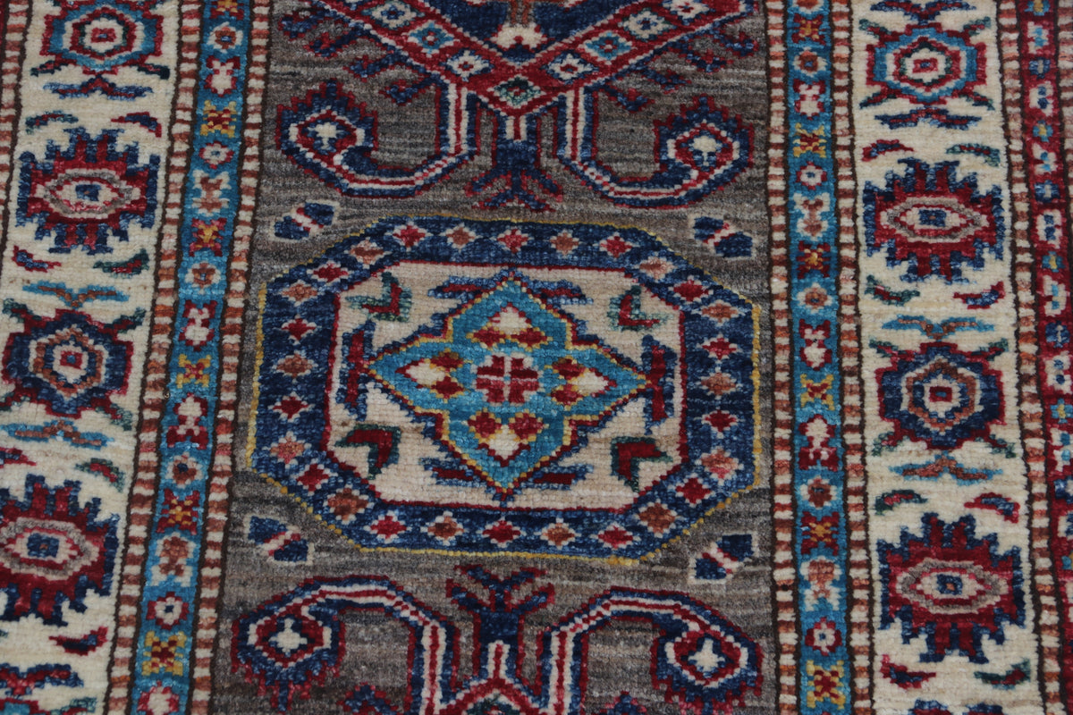Detail 3 of gray floral Super Kazak cotton-and-wool rug, 2 x 3 ft