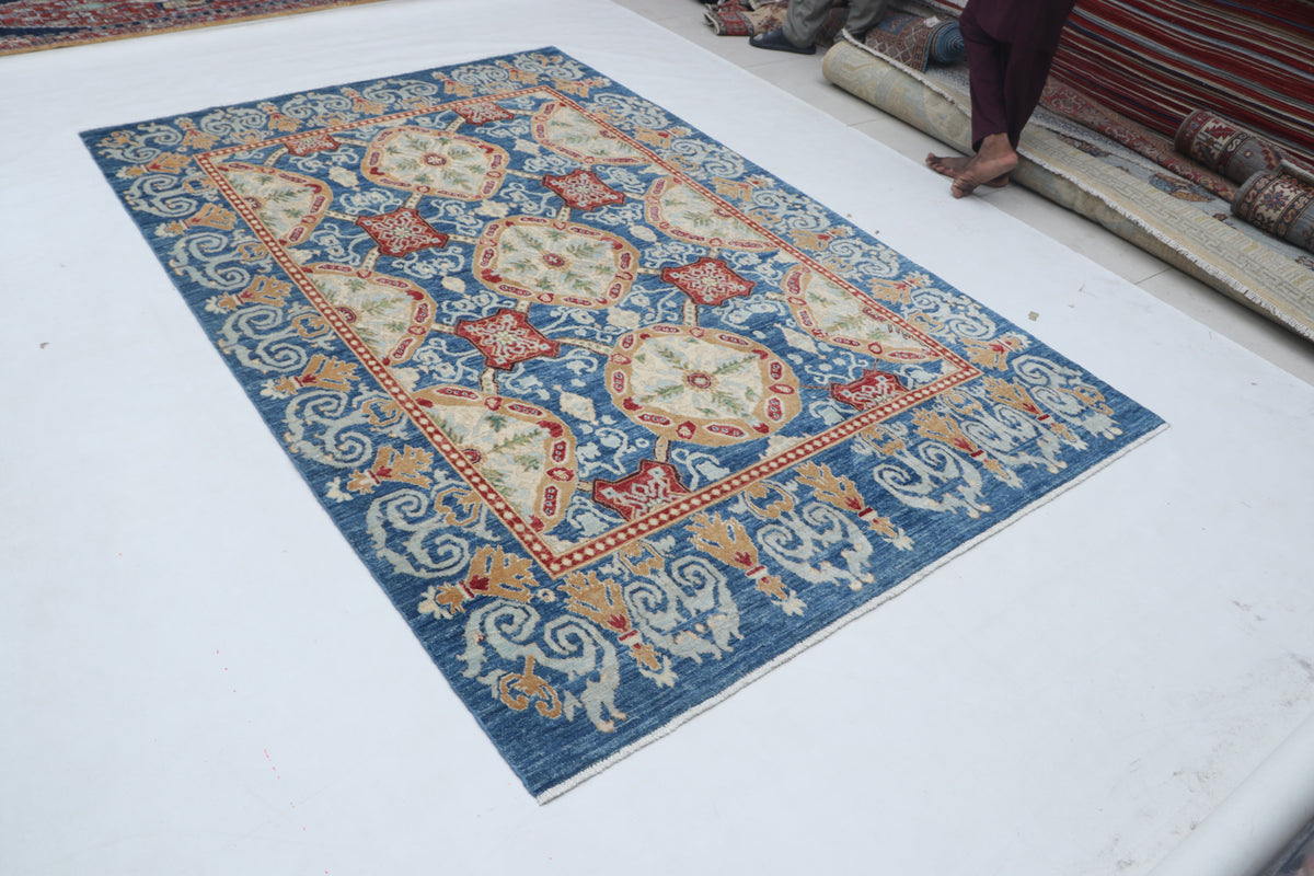 Detail view 2 of blue Chobi 35/40 handwoven wool rug, 6 x 9 ft